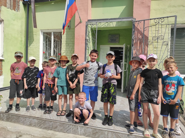 Каждый день в нашем пришкольном лагере проходит весело и с пользой!.